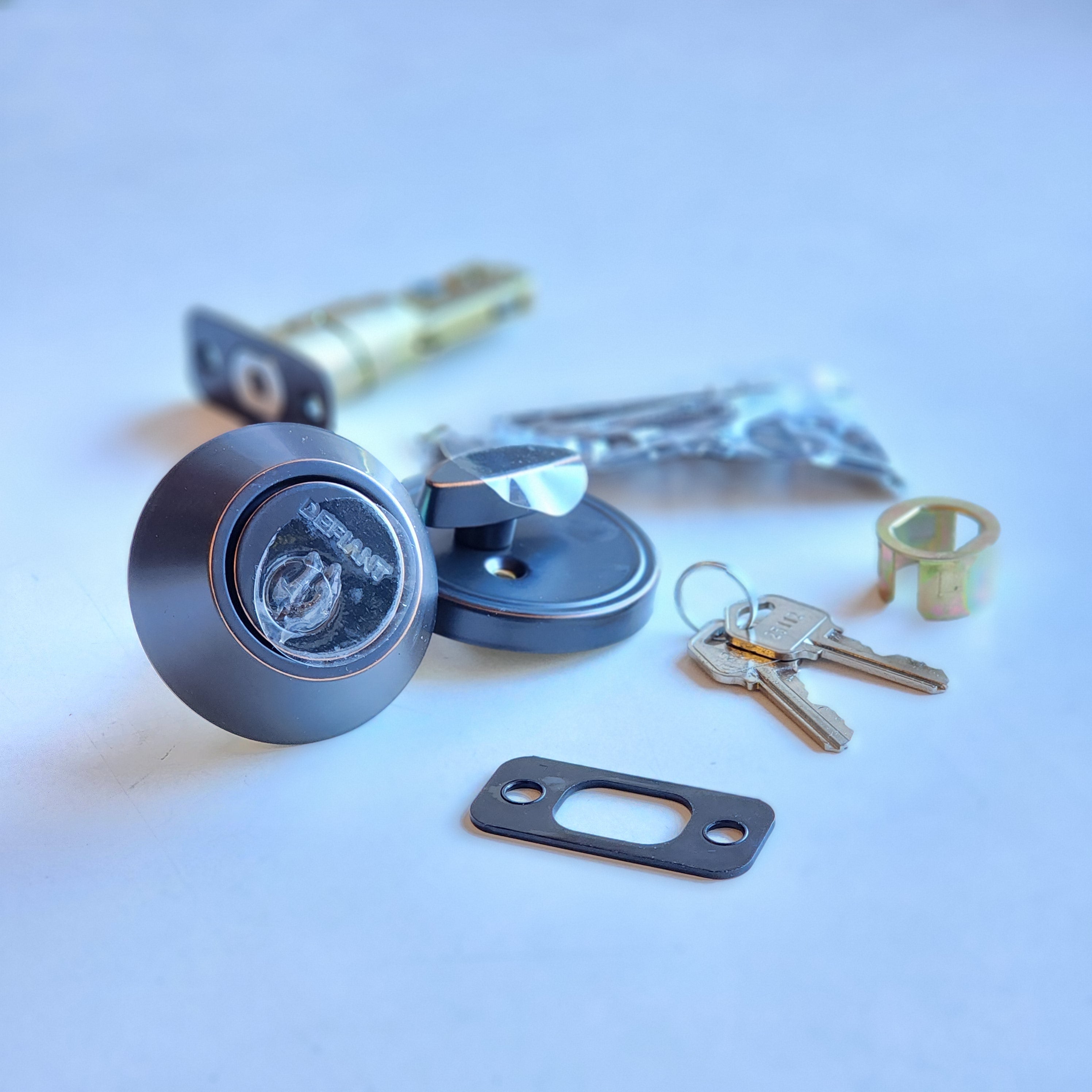 Aged Bronze Single Cylinder Deadbolt (32DDX71) Aged Bronze Single Cylinder Deadbolt (32DDX71)